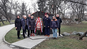 Днес дипломати на Посолството положиха цветя и пред паметника на граф Николай Игнатиев
